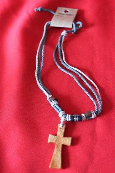 cepaci za drva: ŽENSKA OGRLICA SA KRSTOM | Nova ženska ogrlica sa krstom. Predmete na lalafo.rs — 2 cepaci za drva: ŽENSKA OGRLICA SA KRSTOM | Nova ženska ogrlica sa krstom. Predmete — 2