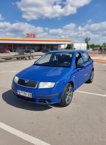 Škoda Fabia – hečbek, 5 vrata, plava boja. benzin 1.2 Nije na lalafo.rs Škoda Fabia – hečbek, 5 vrata, plava boja. benzin 1.2 Nije