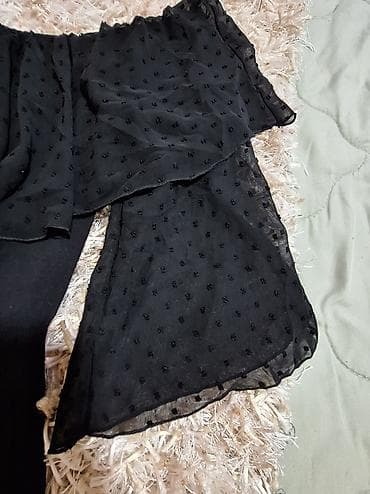 dve suknje po: Tezenis bodi – crni, elegantan model sa spuštenim ramenima i volanom at lalafo.rs — 4 dve suknje po: Tezenis bodi – crni, elegantan model sa spuštenim ramenima i volanom — 4