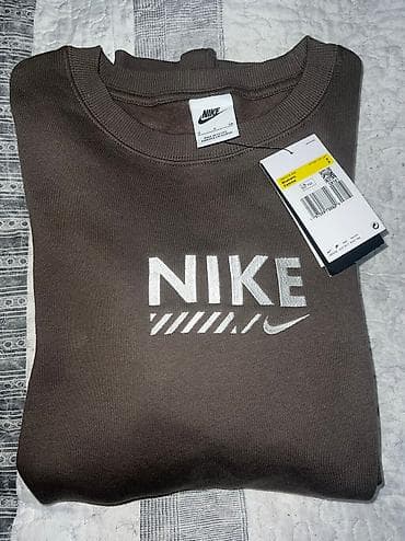 Women's Sweatshirts: Nike Fleece Os Crew Kadin Sweatshirt vel.S NOVO at lalafo.rs — 8 Women's Sweatshirts: Nike Fleece Os Crew Kadin Sweatshirt vel.S NOVO — 8