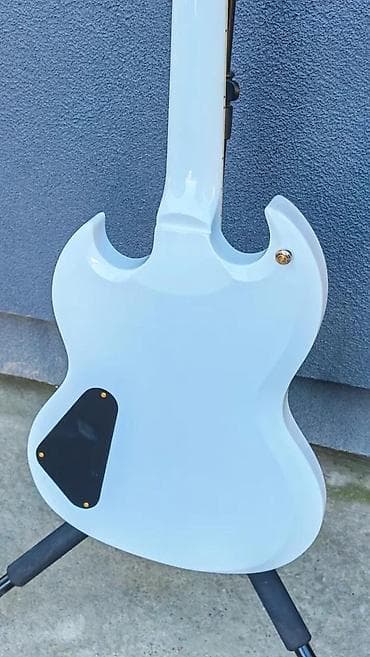 Sport & Hobby: HARLEY BENTON DC-CUSTOM II WHITE ELEKTRIČNA GITARA | at lalafo.rs — 9 Sport & Hobby: HARLEY BENTON DC-CUSTOM II WHITE ELEKTRIČNA GITARA | — 9