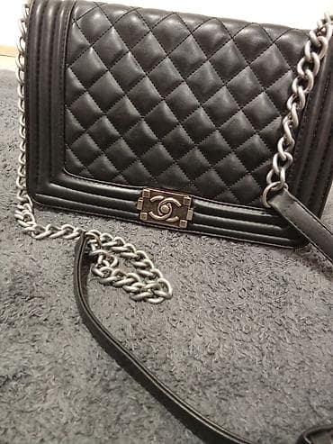 Torba za rame, Chanel, Materijal: Koža na lalafo.rs Torba za rame, Chanel, Materijal: Koža