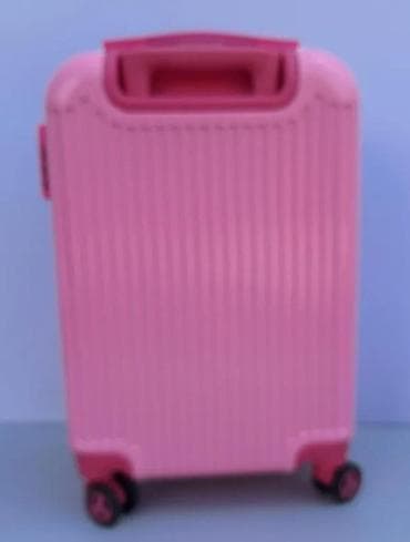 za svaki dan: Dečji kofer na točkiće – Hello Kitty motiv - Tvrda školjka sa sjajnom at lalafo.rs — 1 za svaki dan: Dečji kofer na točkiće – Hello Kitty motiv - Tvrda školjka sa sjajnom — 1