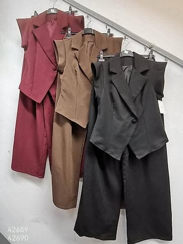 Dvodelni komplet – prsluk s reverima + široke pantalone - Kroj na lalafo.rs — 2 Dvodelni komplet – prsluk s reverima + široke pantalone - Kroj — 2