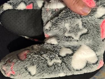 Plišane kućne papuče/čizme za decu - Model: mekane kućne čizmice do na lalafo.rs — 6 Plišane kućne papuče/čizme za decu - Model: mekane kućne čizmice do — 6