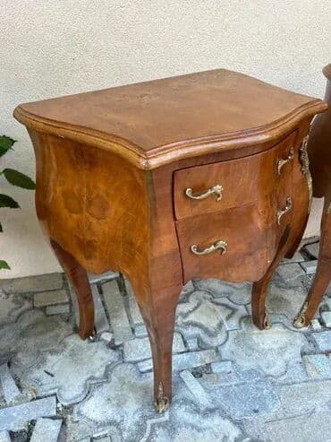 Antique Dressers: Stilske trbušaste komode u paru - ODLIČNO OČUVANE 🌟✨ Komode u dobrom at lalafo.rs — 6 Antique Dressers: Stilske trbušaste komode u paru - ODLIČNO OČUVANE 🌟✨ Komode u dobrom — 6