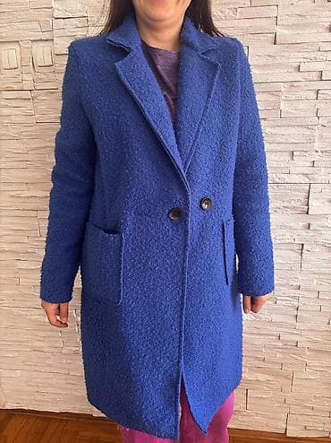 Kaput, malo nosen kao nov! Velicina m/l na lalafo.rs Kaput, malo nosen kao nov! Velicina m/l