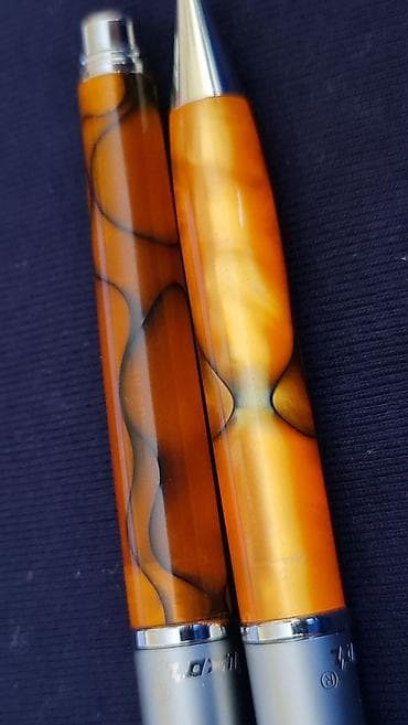 Luxor poklon set pisaćih instrumenata dal su od sedefa ili cilibara na lalafo.rs — 10 Luxor poklon set pisaćih instrumenata dal su od sedefa ili cilibara — 10