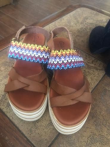 Ženske sandale sa platformom, braon boje, marke Carlo Serai na lalafo.rs — 1 Ženske sandale sa platformom, braon boje, marke Carlo Serai — 1