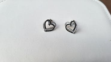 dve suknje po: Minđuše u obliku srca – dvobojni cirkoni - Tip: ženske minđuše, šraf na lalafo.rs — 1 dve suknje po: Minđuše u obliku srca – dvobojni cirkoni - Tip: ženske minđuše, šraf — 1