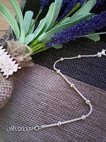 Nova srebrna narukvica.
Dužina 20 cm na lalafo.rs — 1 Nova srebrna narukvica.
Dužina 20 cm — 1