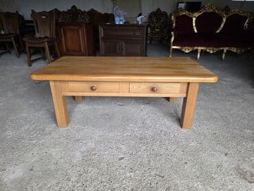 Drveni klubski sto sa fiokama - Materijal: masivno drvo (svetli na lalafo.rs Drveni klubski sto sa fiokama - Materijal: masivno drvo (svetli