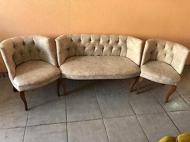 Antique Furniture Sets: Chester premium set ponovo u ponudi!
320€!! at lalafo.rs — 4 Antique Furniture Sets: Chester premium set ponovo u ponudi!
320€!! — 4