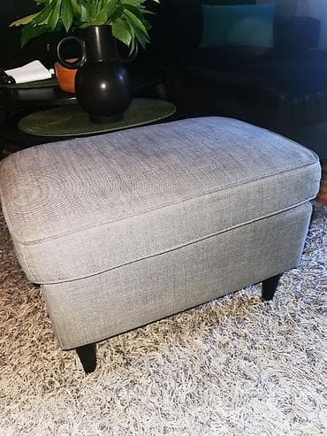 Tabure, kvalitetan, lep, udoban, sive boje, crni nogari na lalafo.rs — 1 Tabure, kvalitetan, lep, udoban, sive boje, crni nogari — 1