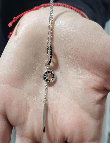 zenske broj: Elegantna ženska ogrlica od srebrno-toniranog metala sa finim lančićem at lalafo.rs — 2 zenske broj: Elegantna ženska ogrlica od srebrno-toniranog metala sa finim lančićem — 2