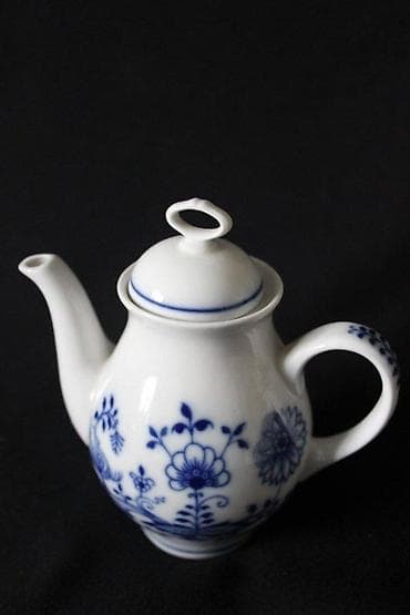 STARI PORCELANSKI ČAJNIK | Stari porcelanski čajnik, proizveden u na lalafo.rs STARI PORCELANSKI ČAJNIK | Stari porcelanski čajnik, proizveden u
