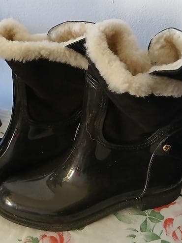 Gumene nove sa pravim krznom kupljene u italiji na lalafo.rs — 3 Gumene nove sa pravim krznom kupljene u italiji — 3