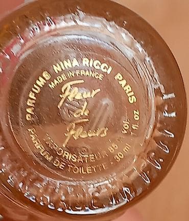 Personal Items: Nina Ricci Fleur de Fleurs edt, 30ml Ostatak u bočici Vintage, pre at lalafo.rs — 2 Personal Items: Nina Ricci Fleur de Fleurs edt, 30ml Ostatak u bočici Vintage, pre — 2