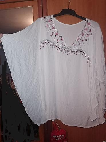 Prelepa bela svečana bluza sa sljokicama Bas je dosta široka, za na lalafo.rs — 3 Prelepa bela svečana bluza sa sljokicama Bas je dosta široka, za — 3