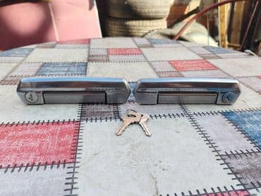 Auto delovi: Kvake vrata sa dva kluca Lada 2121,21213,21214 Niva br.2. Polovno na lalafo.rs Auto delovi: Kvake vrata sa dva kluca Lada 2121,21213,21214 Niva br.2. Polovno