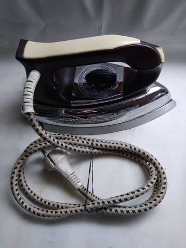 Steam Irons: Pegla VE,CSSR tip 242,1200 W laka 999 gr.duzina kabla 175 cm.,ispravna at lalafo.rs — 4 Steam Irons: Pegla VE,CSSR tip 242,1200 W laka 999 gr.duzina kabla 175 cm.,ispravna — 4