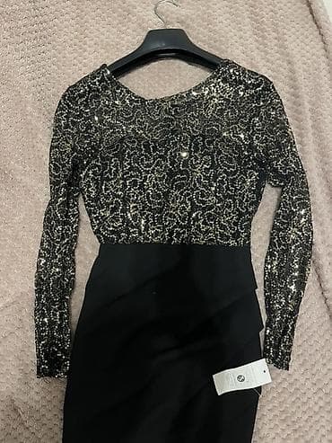 dve suknje po: Elegantna crna haljina s dugim rukavima i šljokičastim gornjim delom at lalafo.rs — 3 dve suknje po: Elegantna crna haljina s dugim rukavima i šljokičastim gornjim delom — 3