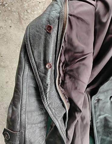 Muski mantil od prirodne koze Odlicno ocuvan Nedostaje zimski ulozak na lalafo.rs — 10 Muski mantil od prirodne koze Odlicno ocuvan Nedostaje zimski ulozak — 10