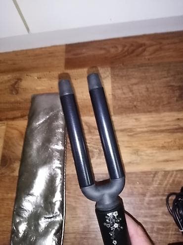 Stajler za kosu REMINGTON je u odlicnom stanju i koristen svega 2 - 3 na lalafo.rs — 7 Stajler za kosu REMINGTON je u odlicnom stanju i koristen svega 2 - 3 — 7