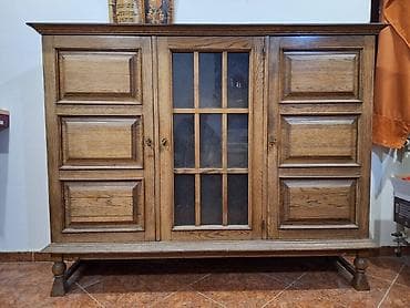 Antique Club Tables: Stilska Komoda Vitrina Biblioteka EX YU Izuzetno kvalitetan komad at lalafo.rs — 8 Antique Club Tables: Stilska Komoda Vitrina Biblioteka EX YU Izuzetno kvalitetan komad — 8