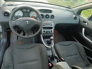 Peugeot 308 SW 2008. g. 1,6 HDI 80Kw, registrovan do 07.2026. Auto je at lalafo.rs — 10 Peugeot 308 SW 2008. g. 1,6 HDI 80Kw, registrovan do 07.2026. Auto je — 10