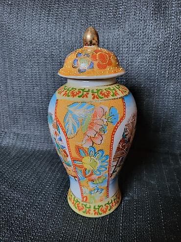 Antique Decor: Kineska vaza,cup, rucno reljefno oslikana iz 70-ih. Visina sa at lalafo.rs — 5 Antique Decor: Kineska vaza,cup, rucno reljefno oslikana iz 70-ih. Visina sa — 5