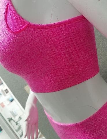 Komplet za vežbanje
Savršen
Vel S M
Nošen jednom, bukvalno nov at lalafo.rs — 8 Komplet za vežbanje
Savršen
Vel S M
Nošen jednom, bukvalno nov — 8