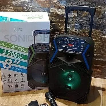 Ghia Bluetooth zvučnik sa bežičnim mikrofonom Snažan i moderan Ghia na lalafo.rs — 1 Ghia Bluetooth zvučnik sa bežičnim mikrofonom Snažan i moderan Ghia — 1