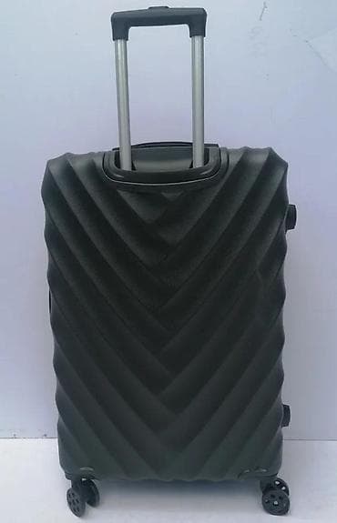 Travel suitcases and bags: Set kofera za putovanje – 2 komada - Materijal: tvrda školjka (ABS/PC at lalafo.rs — 10 Travel suitcases and bags: Set kofera za putovanje – 2 komada - Materijal: tvrda školjka (ABS/PC — 10