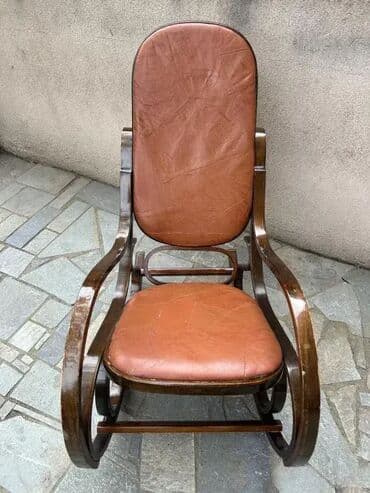 Stilske stolice: Stilska Thonet stolica za ljuljanje 🪑 Ikoničan dizajn ✨ Odlično na lalafo.rs — 9 Stilske stolice: Stilska Thonet stolica za ljuljanje 🪑 Ikoničan dizajn ✨ Odlično — 9