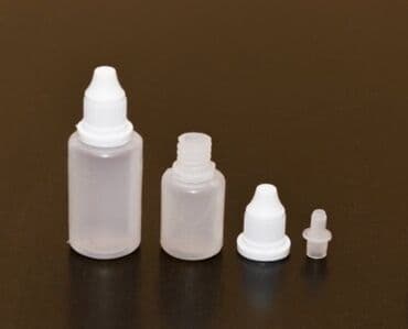 Ostali medicinski proizvodi: Providna plastična bočica sa kapaljkom, pogodna za čuvanje i doziranje na lalafo.rs Ostali medicinski proizvodi: Providna plastična bočica sa kapaljkom, pogodna za čuvanje i doziranje