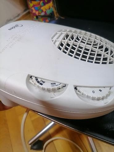 Grejalica duvaljka MIDEA 2000W dobra. Mirjevo at lalafo.rs — 10 Grejalica duvaljka MIDEA 2000W dobra. Mirjevo — 10