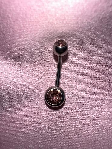 Pirsing mindjusa od hirurskog celika u srebro boji sa kristalom u roze at lalafo.rs — 2 Pirsing mindjusa od hirurskog celika u srebro boji sa kristalom u roze — 2