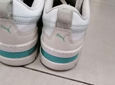 Original Puma kožne patike
nošene očuvane
br 38 na lalafo.rs — 6 Original Puma kožne patike
nošene očuvane
br 38 — 6