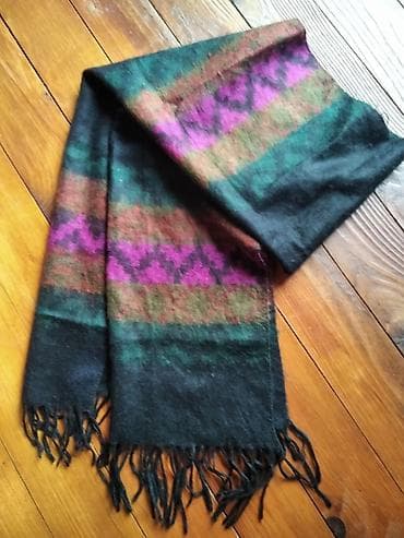 Scarves: Color - Multicolored at lalafo.rs — 2 Scarves: Color - Multicolored — 2