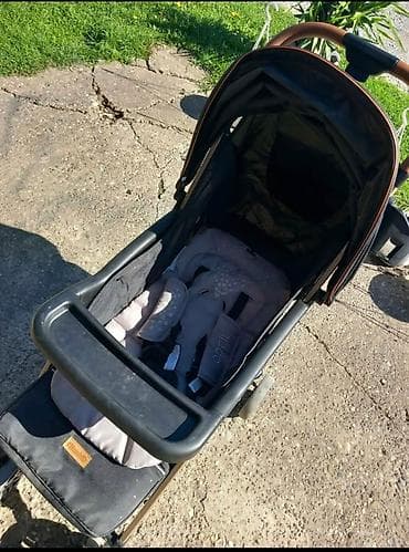 Kolica za bebe Chipolino (model April) - Lagani aluminijumski ram u na lalafo.rs — 9 Kolica za bebe Chipolino (model April) - Lagani aluminijumski ram u — 9