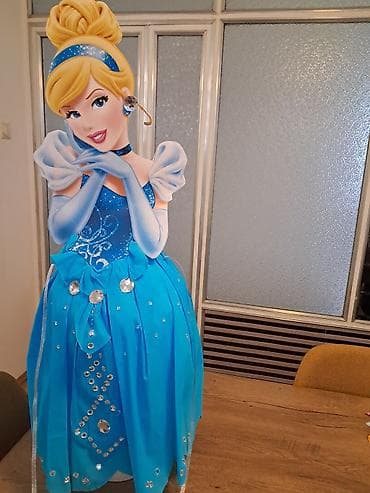 Pinjata Barbi Odmah dostupna pinjata na udaranje. Pinjata je prazna na lalafo.rs — 3 Pinjata Barbi Odmah dostupna pinjata na udaranje. Pinjata je prazna — 3