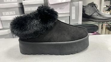Uggs 40, color - Black at lalafo.rs — 1 Uggs 40, color - Black — 1