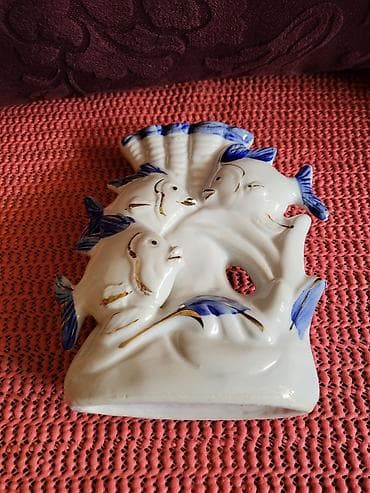 Sport & Hobby: Figura vintaz nova porcelanska. Na figuri par tackica boja i at lalafo.rs — 8 Sport & Hobby: Figura vintaz nova porcelanska. Na figuri par tackica boja i — 8