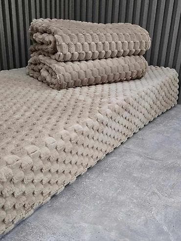 Presvlake/prekivači za garniture i krevete – plišani “bubble” dezen Gs na lalafo.rs — 4 Presvlake/prekivači za garniture i krevete – plišani “bubble” dezen Gs — 4