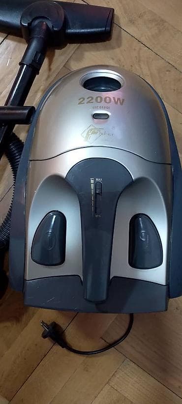 Usisivač FIŠER PRICE 2200 w na platnenu vreću i dobiće se jedna na lalafo.rs — 1 Usisivač FIŠER PRICE 2200 w na platnenu vreću i dobiće se jedna — 1