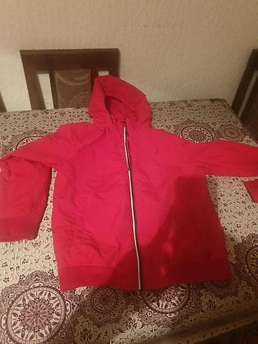 Orginal jaknica za decake velicina 152 kao nova na lalafo.rs — 1 Orginal jaknica za decake velicina 152 kao nova — 1