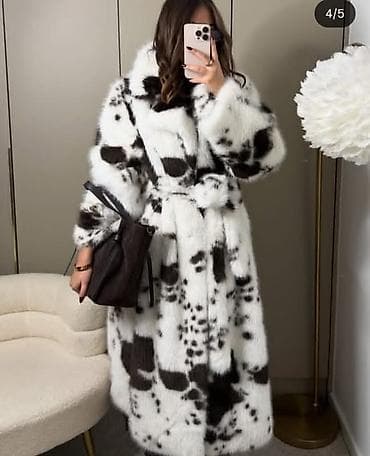 Prelepa bunda od veštačkog krzna . Cena 6700 dinara. Veličina je na lalafo.rs — 1 Prelepa bunda od veštačkog krzna . Cena 6700 dinara. Veličina je — 1