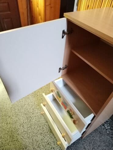 Očuvano, komoda za dečju garderobu, funkcionalna, može se koristiti uz at lalafo.rs — 3 Očuvano, komoda za dečju garderobu, funkcionalna, može se koristiti uz — 3