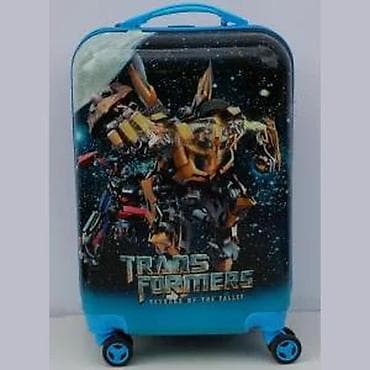 za svaki dan: Dečiji putni kofer sa temom Transformersa, idealan za male putnike at lalafo.rs — 9 za svaki dan: Dečiji putni kofer sa temom Transformersa, idealan za male putnike — 9